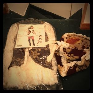 Charades Lacey Pirate Lady Costume